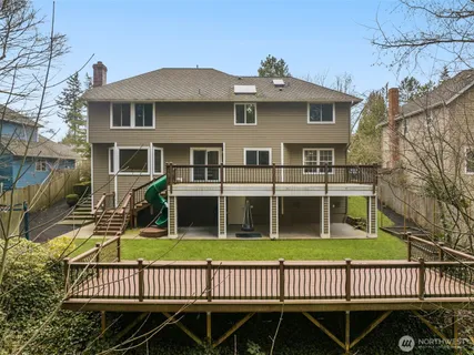 $1,628,000 | 4260 246th Place Southeast, Sammamish, WA 98029