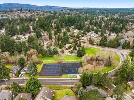 $1,628,000 | 4260 246th Place Southeast, Sammamish, WA 98029