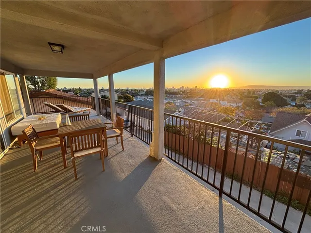 $2,198,000 | 1881 Molino Avenue, Signal Hill, CA 90755