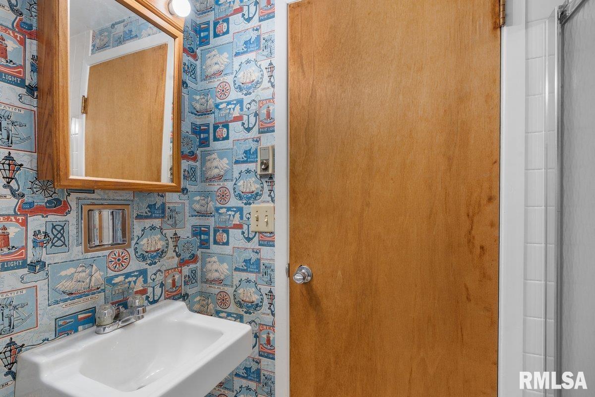1325 South Bates Avenue Springfield, IL 62704 - Photo 41 of 55