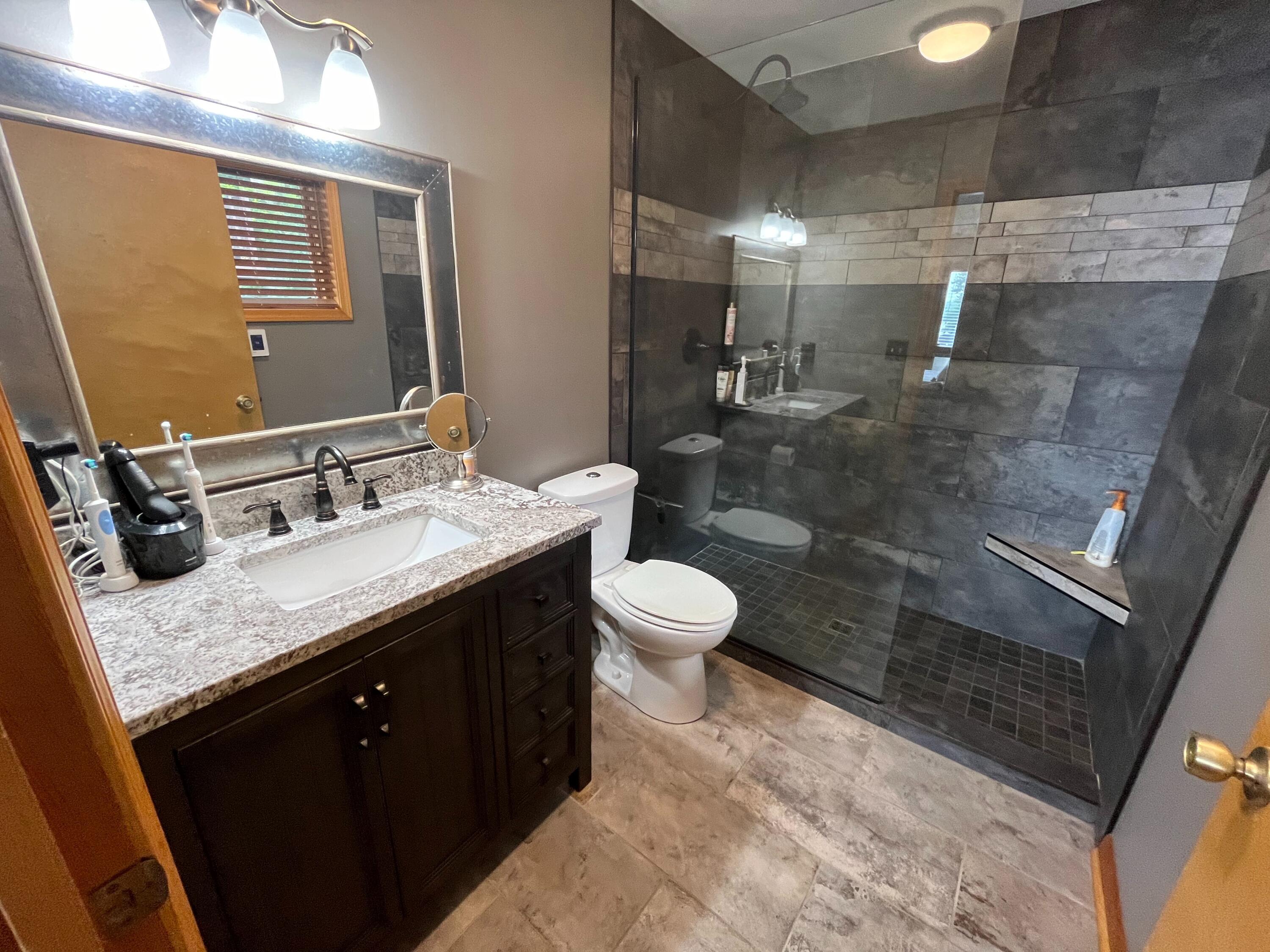 317 Waverly Road La Porte, IN 46350 - Photo 39 of 48 3000x2250