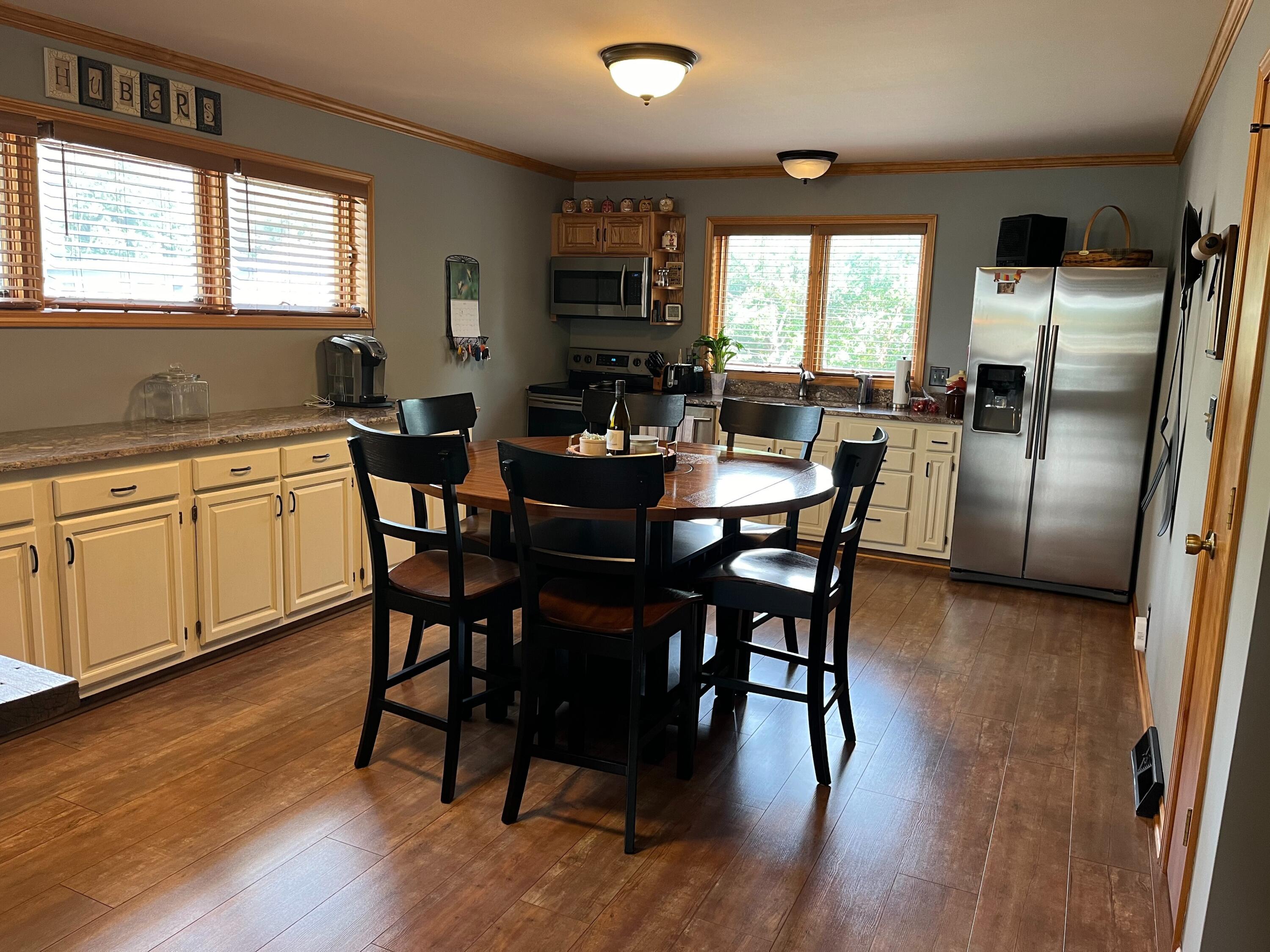 317 Waverly Road La Porte, IN 46350 - Photo 10 of 48 3000x2250
