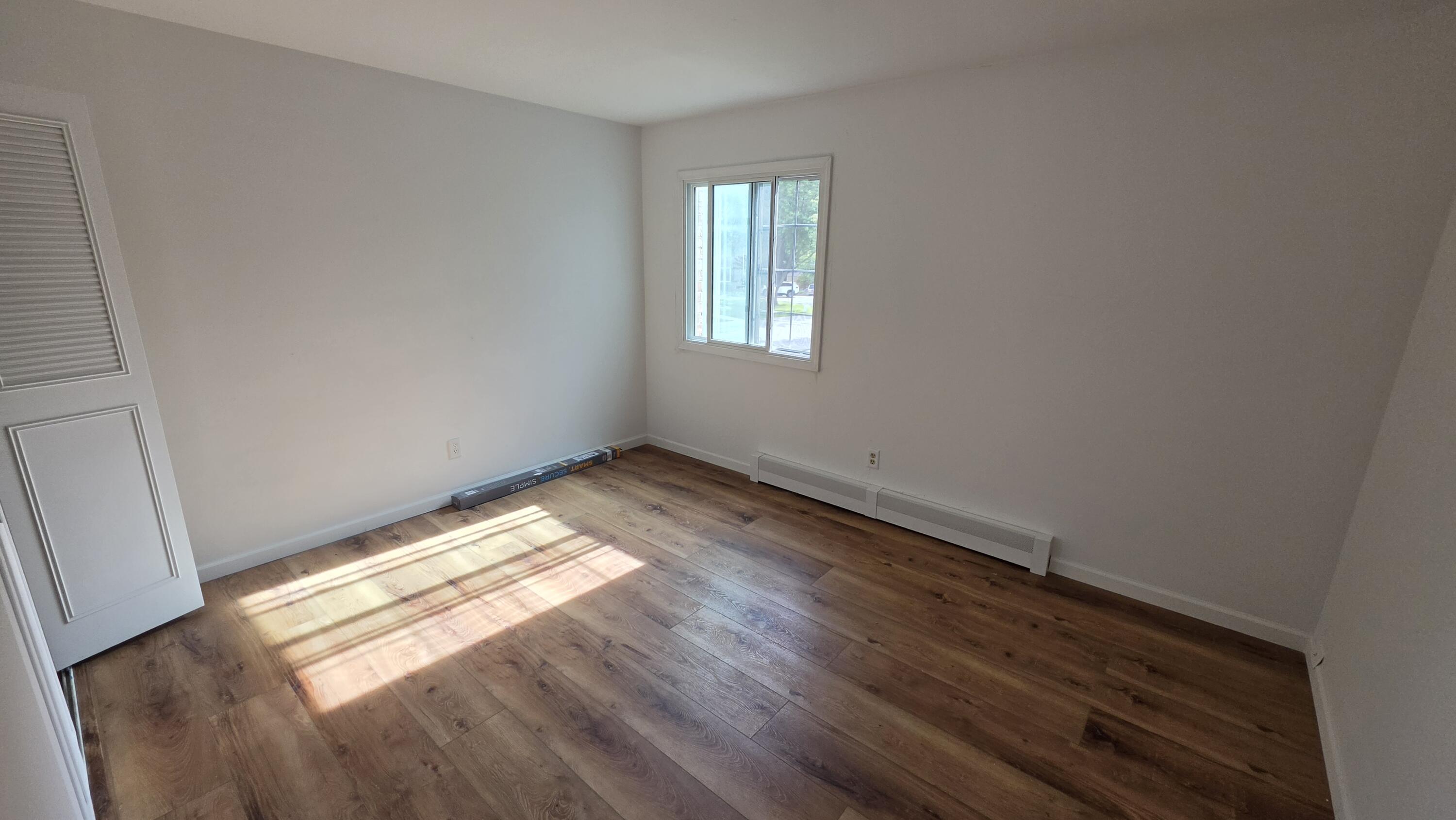 139 Heidel Road, Unit 7 Thiensville, WI 53092 - Photo 15 of 18 Bedroom #2
