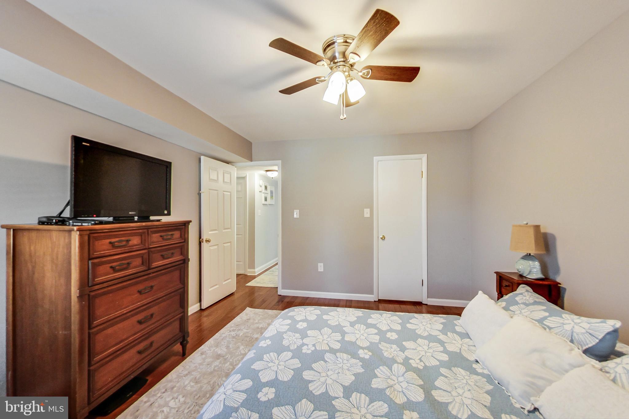 14418 Parkvale Road, Unit 14418 Rockville, MD 20853 - Photo 17 of 28