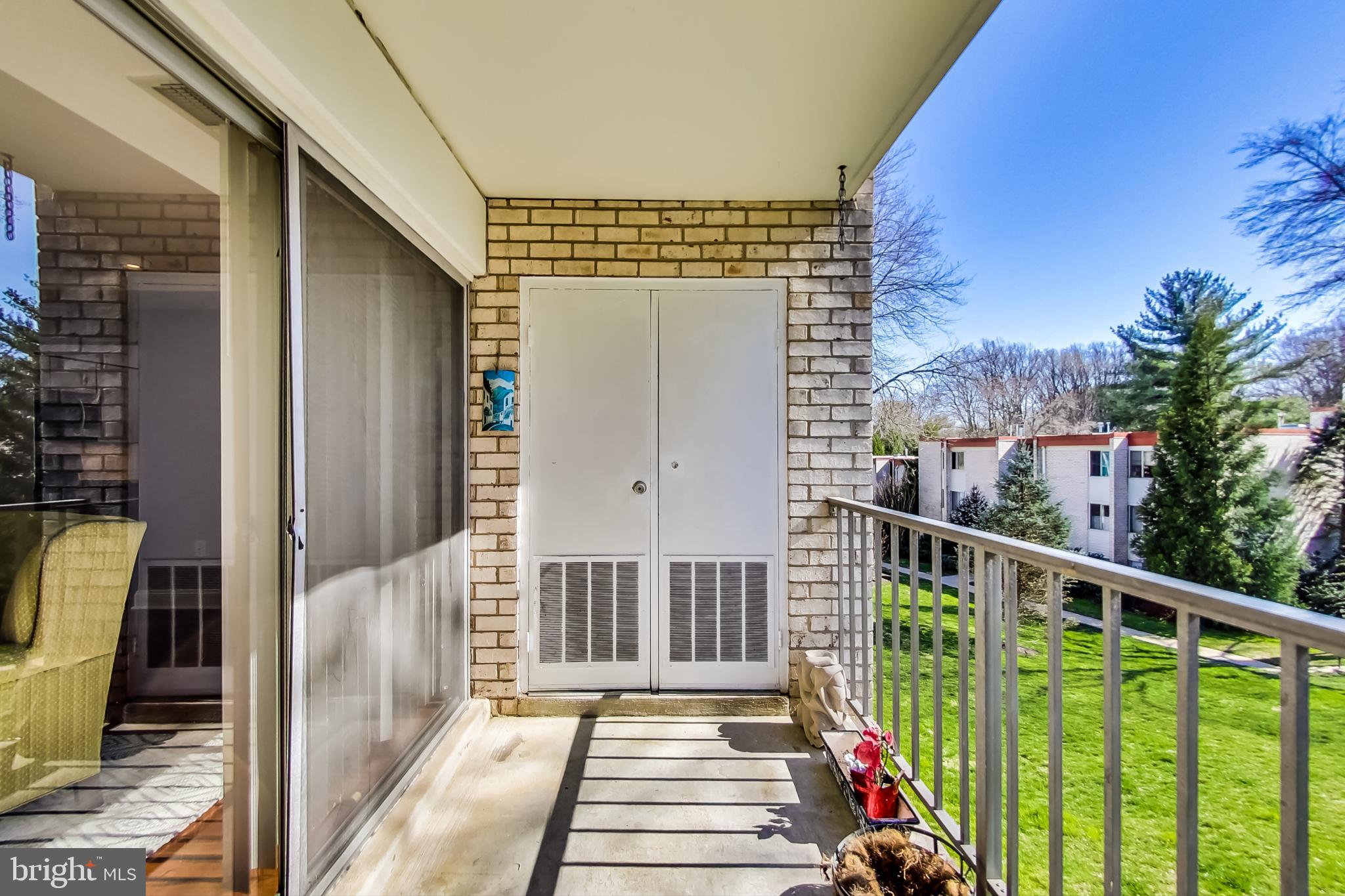 14418 Parkvale Road, Unit 14418 Rockville, MD 20853 - Photo 26 of 28
