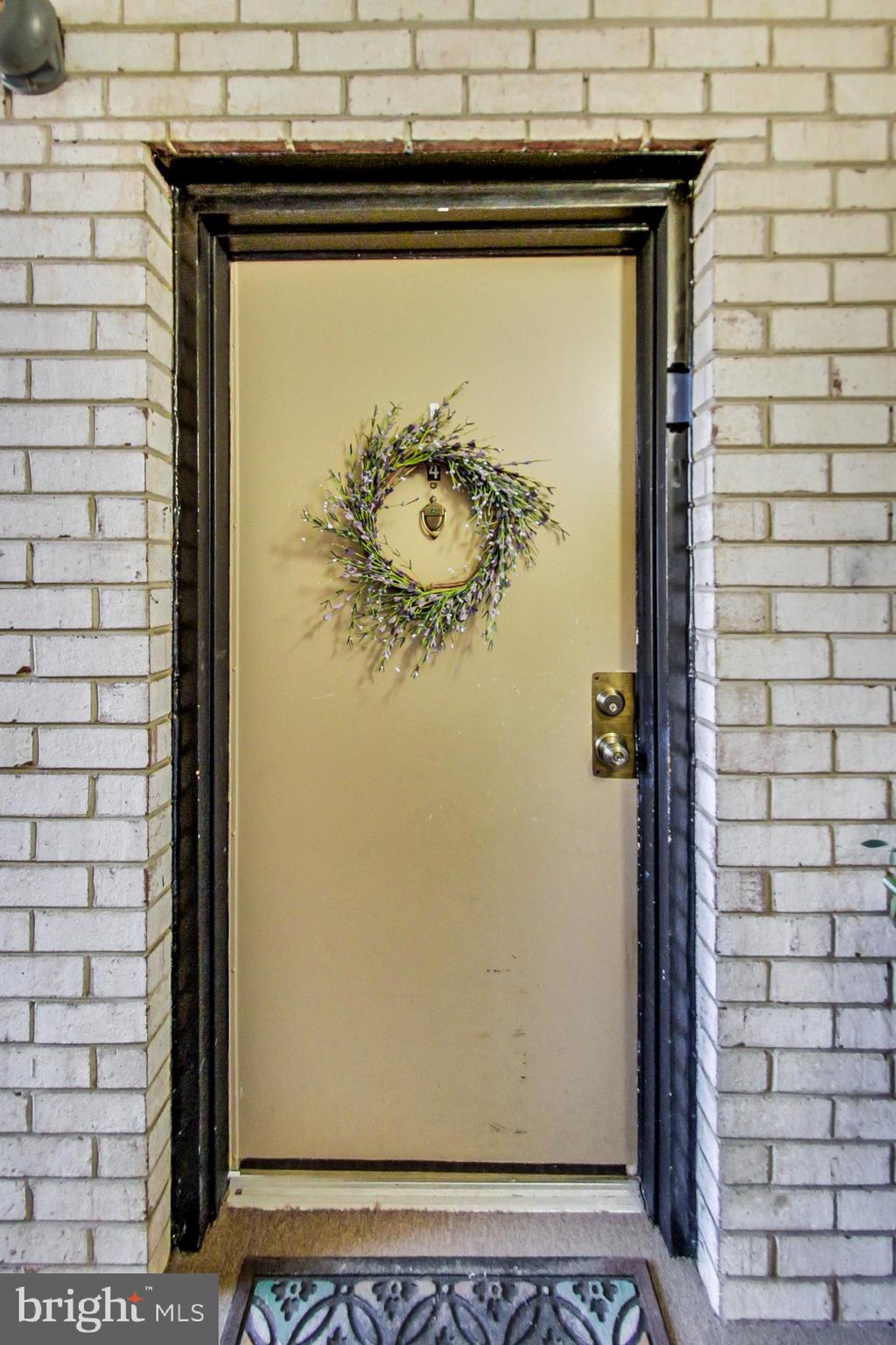 14418 Parkvale Road, Unit 14418 Rockville, MD 20853 - Photo 4 of 28