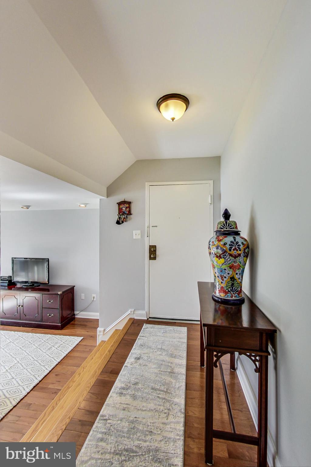 14418 Parkvale Road, Unit 14418 Rockville, MD 20853 - Photo 6 of 28