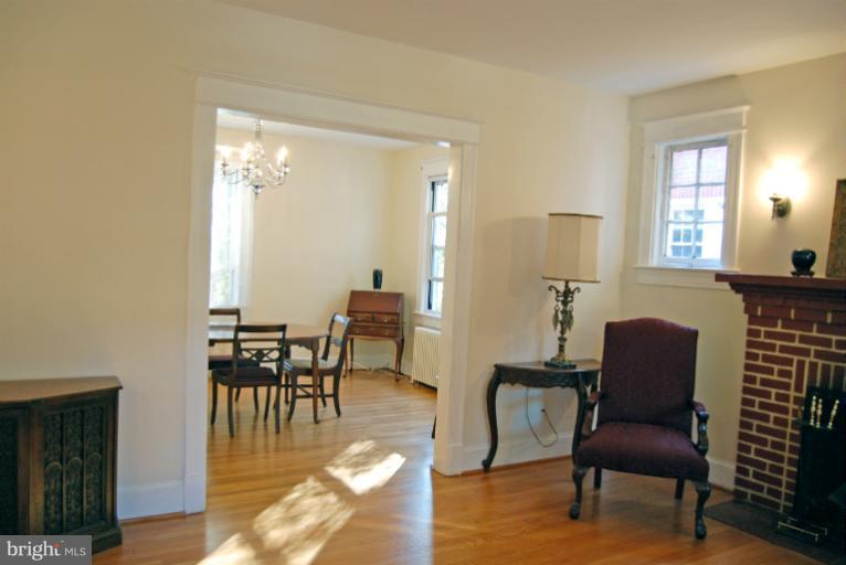 3322 Military Road Northwest Washington, DC 20015 - Photo 8 of 21 Living Room