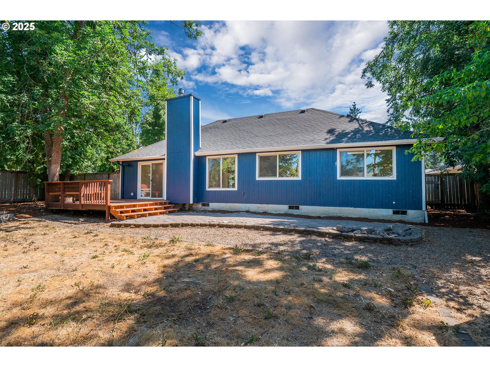 6894 C Street Springfield, OR 97478 - Photo 25 of 32 a view of a house with a yard