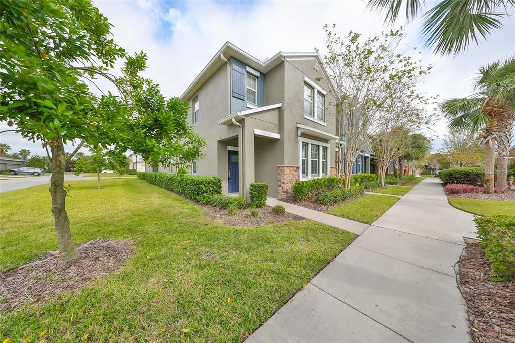 6328 Lantern View Place Apollo Beach, FL 33572 - Photo 2 of 43