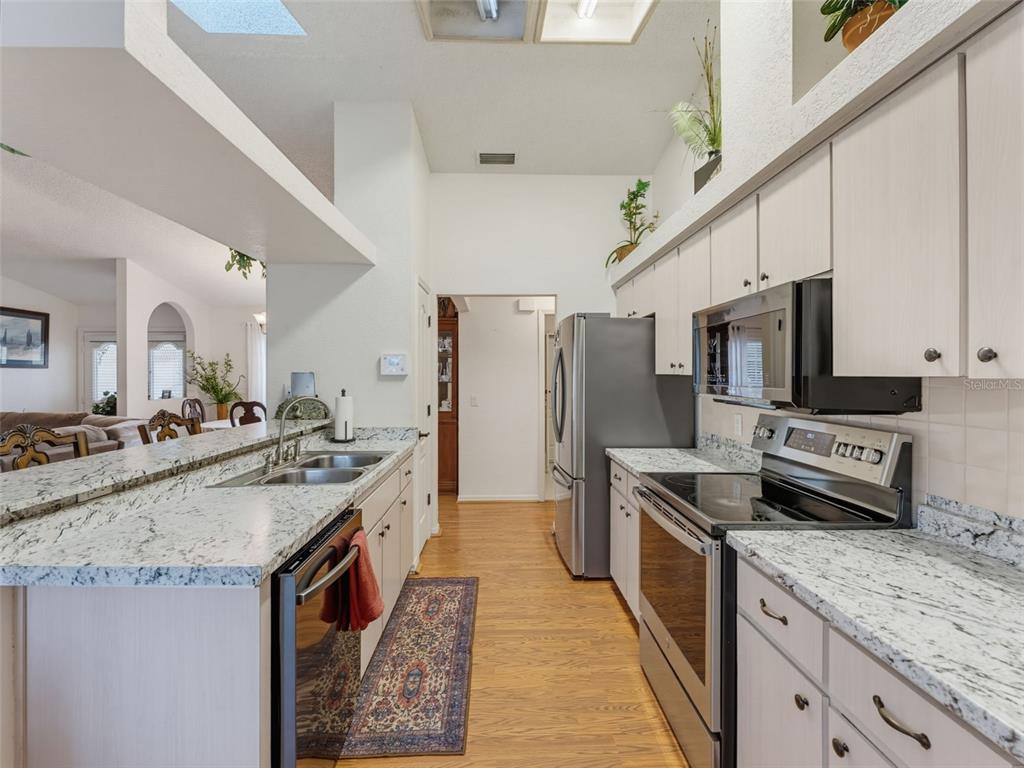 4425 Union Springs Road Spring Hill, FL 34608 - Photo 11 of 37 Gallery Image 11