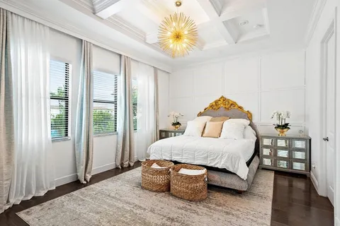 $1,300,000 | 8605 East Baypoint Circle, Parkland, FL 33076