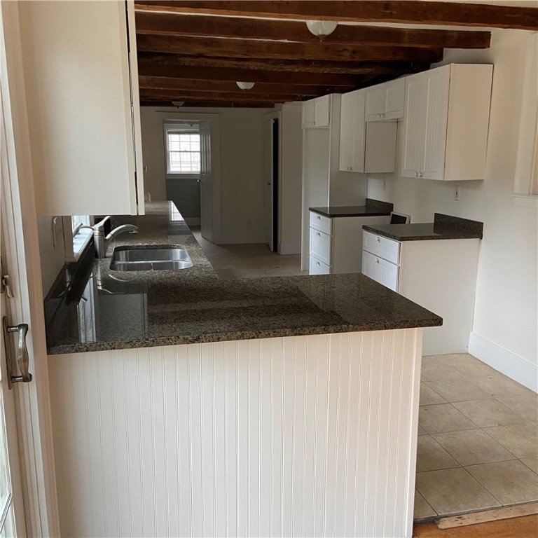 302 Sneech Pond Road Cumberland, RI 02864 - Photo 6 of 16