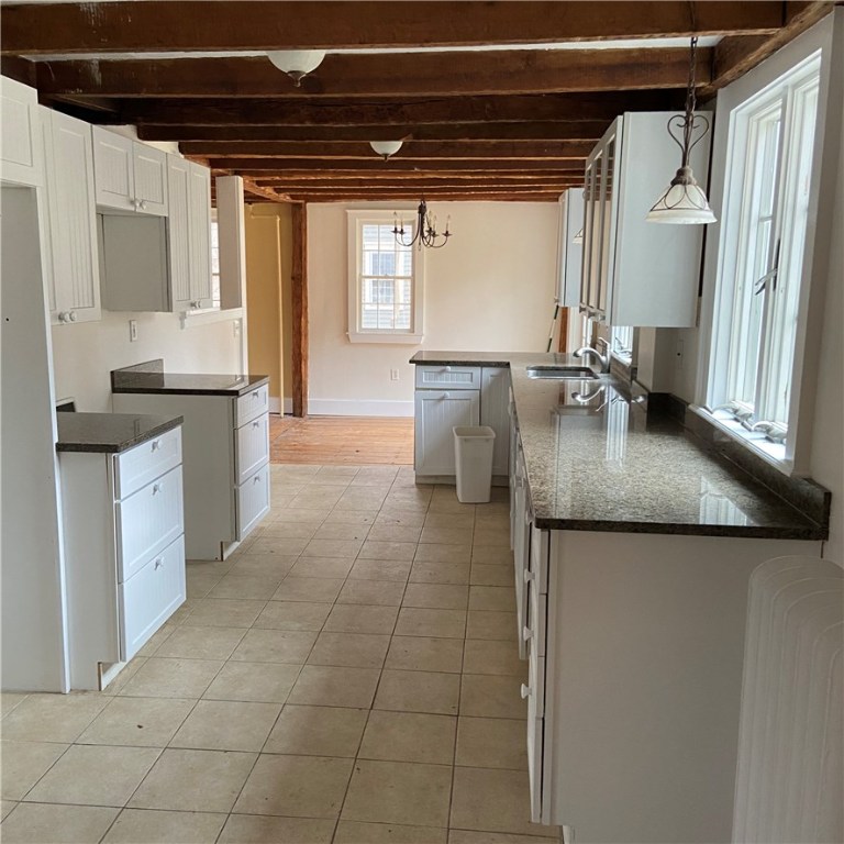 302 Sneech Pond Road Cumberland, RI 02864 - Photo 8 of 16