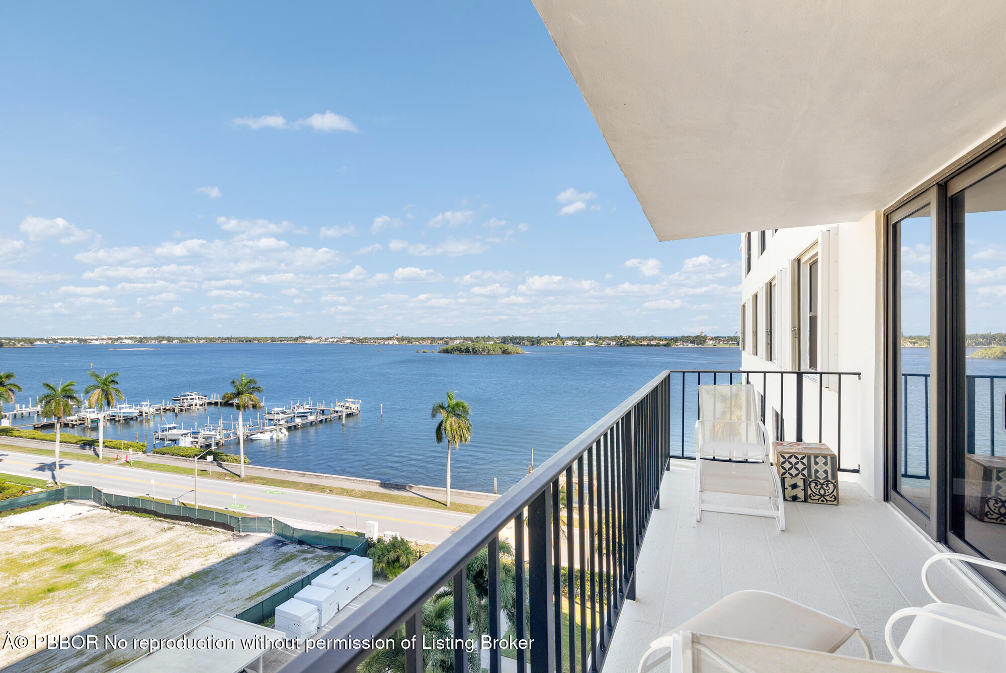 3800 Washington Road, Unit 808 West Palm Beach, FL 33405 - Photo 23 of 35 a view of balcony with furniture