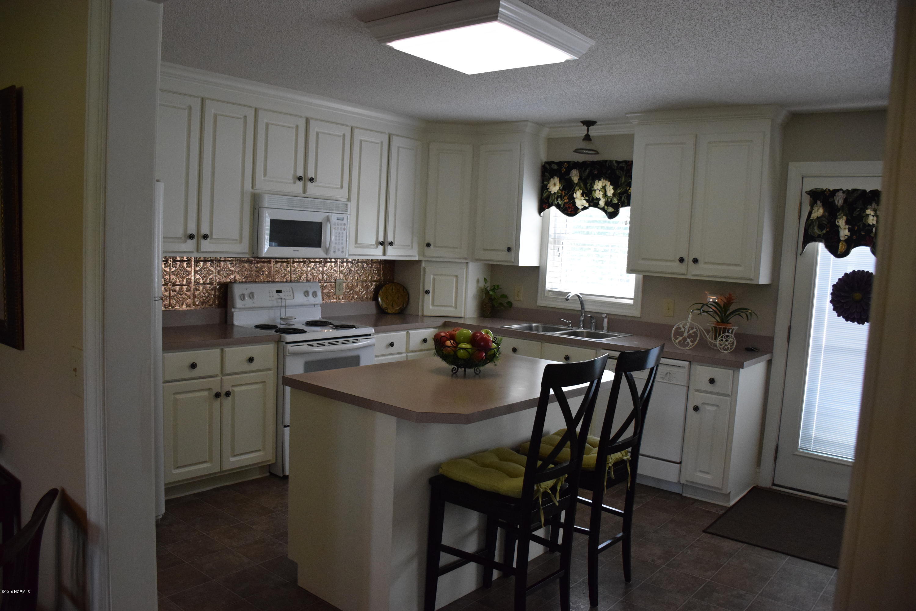 7036 Windy Road Lucama, NC 27851 - Photo 9 of 25 8