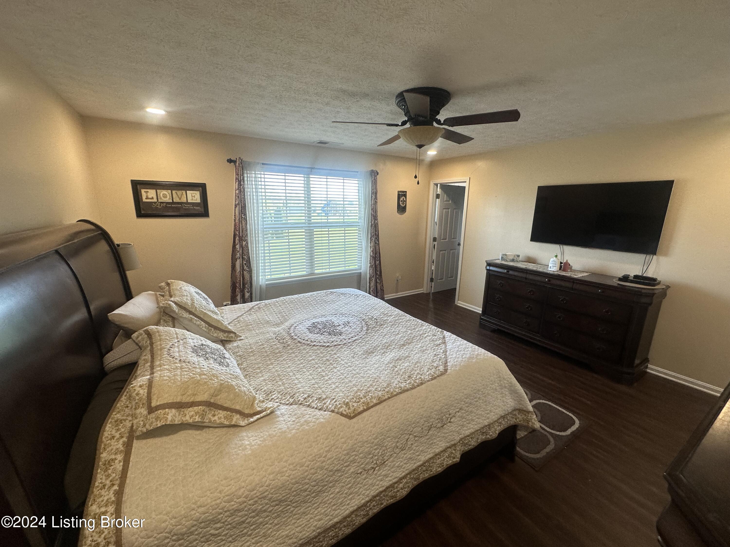 397 Spring Farm Trail Shepherdsville, KY 40165 - Photo 18 of 34 Primary Bedroom