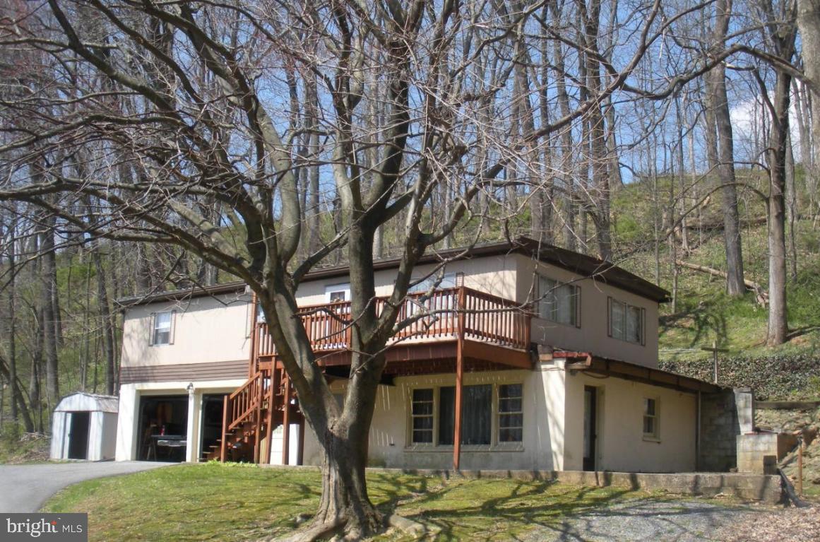 73 Loop Road Pequea, PA 17565 - Photo 1 of 5