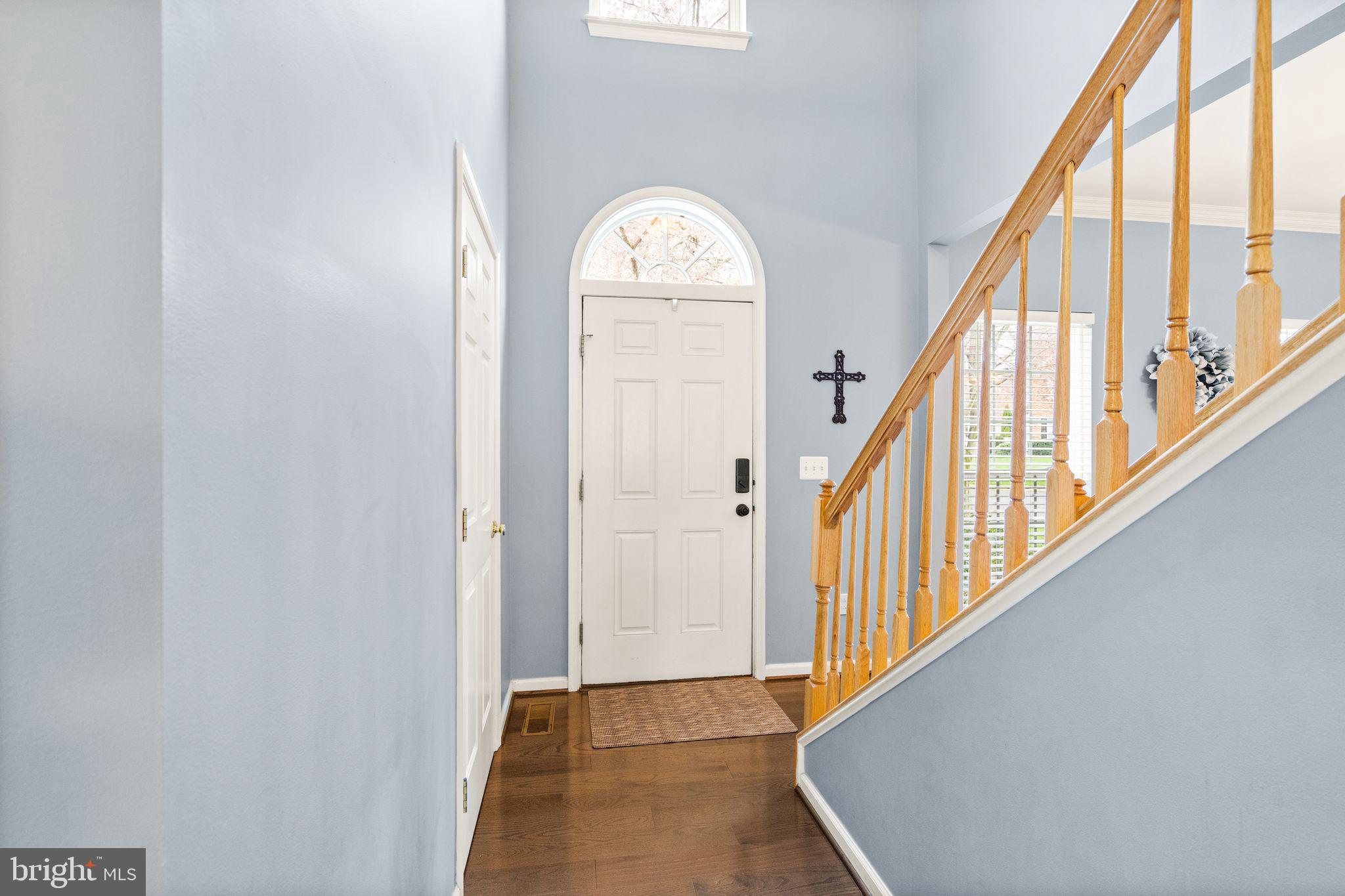 325 Singleton Circle Warrenton, VA 20186 - Photo 14 of 91