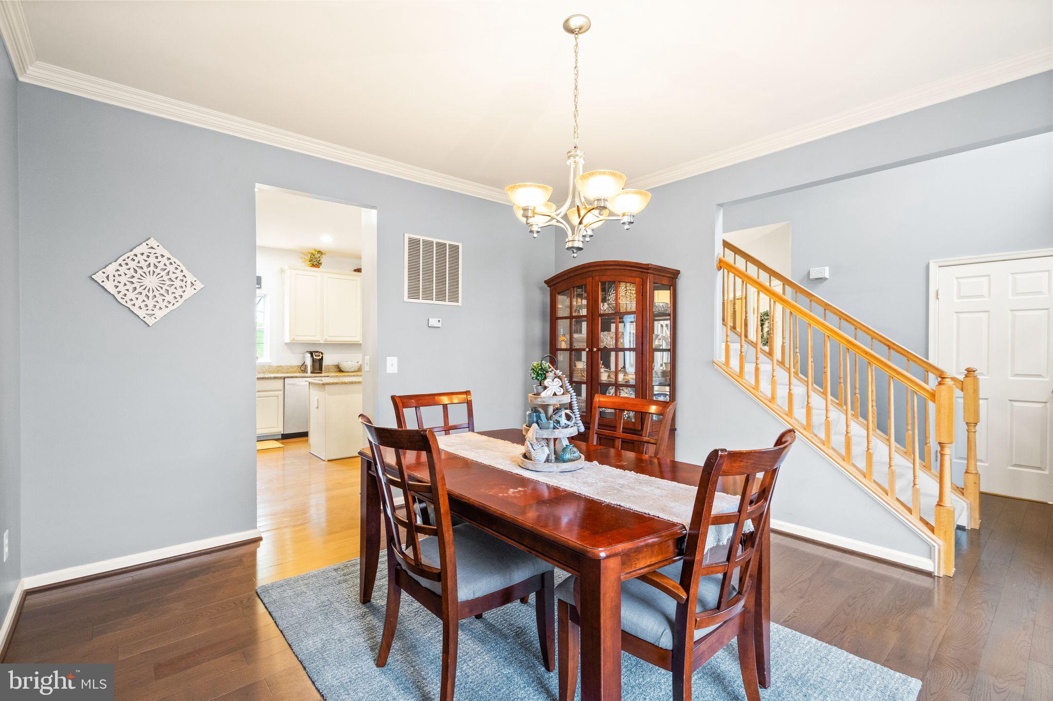 325 Singleton Circle Warrenton, VA 20186 - Photo 17 of 91