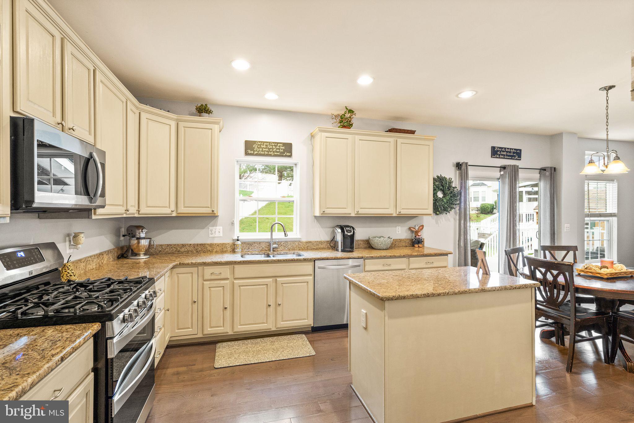 325 Singleton Circle Warrenton, VA 20186 - Photo 30 of 91