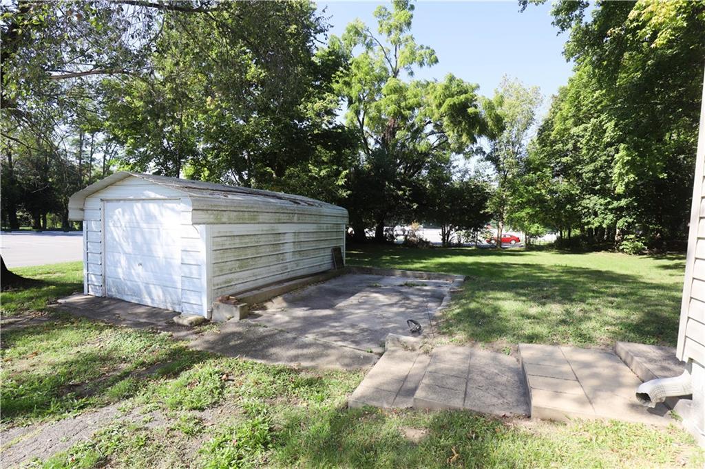 252 South Main Street Franklin, IN 46131 - Photo 7 of 27