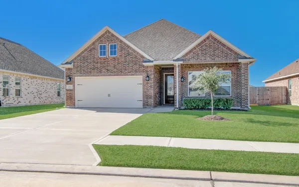 $2,700 | 610 Rain Cloud Drive, Baytown, TX 77523