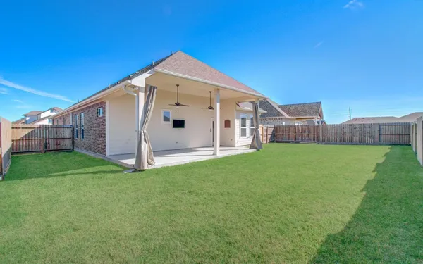 $2,700 | 610 Rain Cloud Drive, Baytown, TX 77523