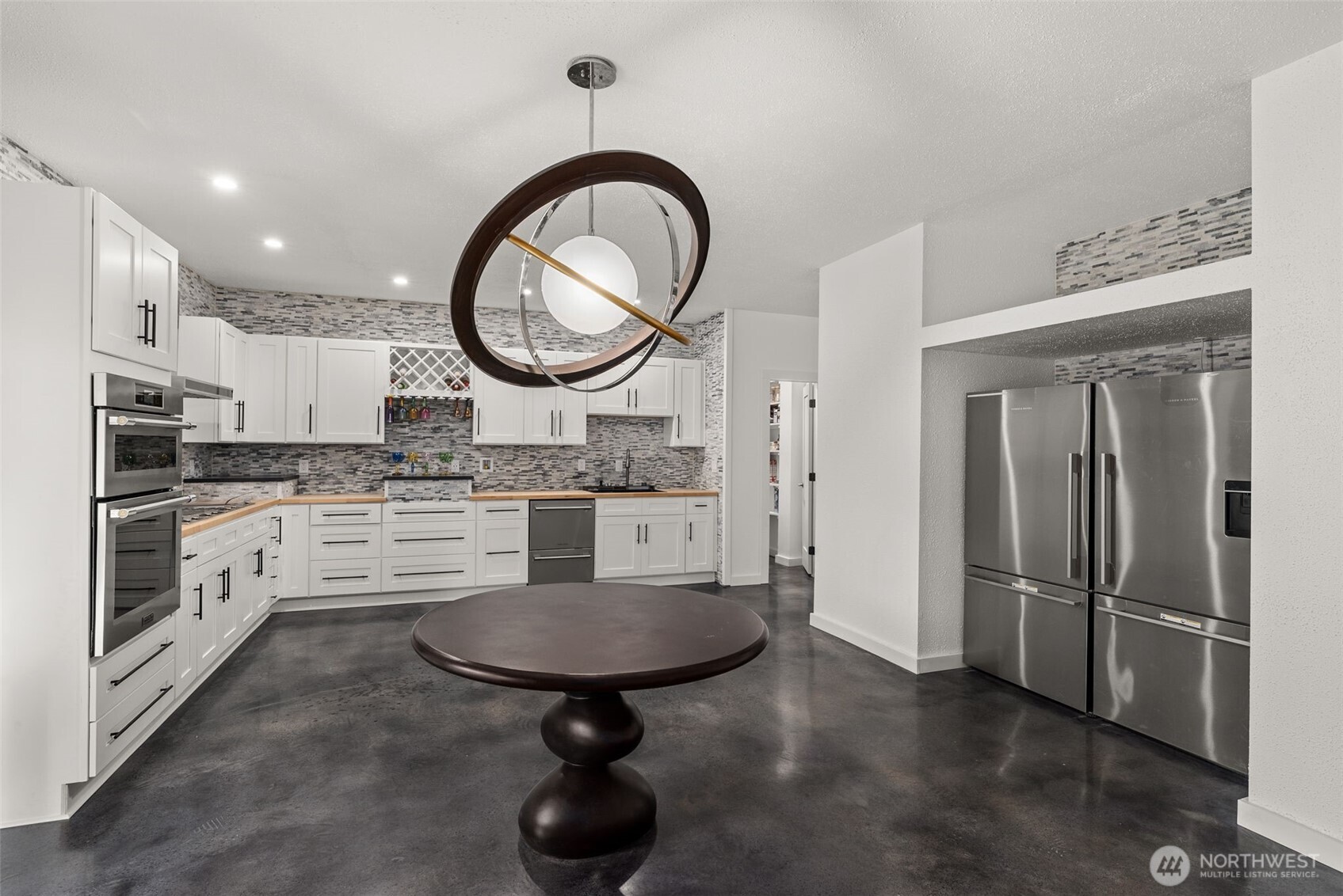 15115 Labrador Lane Rochester, WA 98579 - Photo 11 of 40