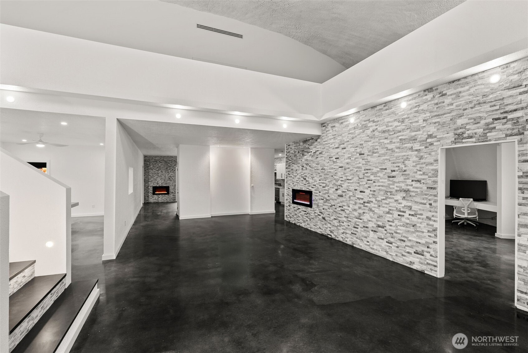 15115 Labrador Lane Rochester, WA 98579 - Photo 5 of 40