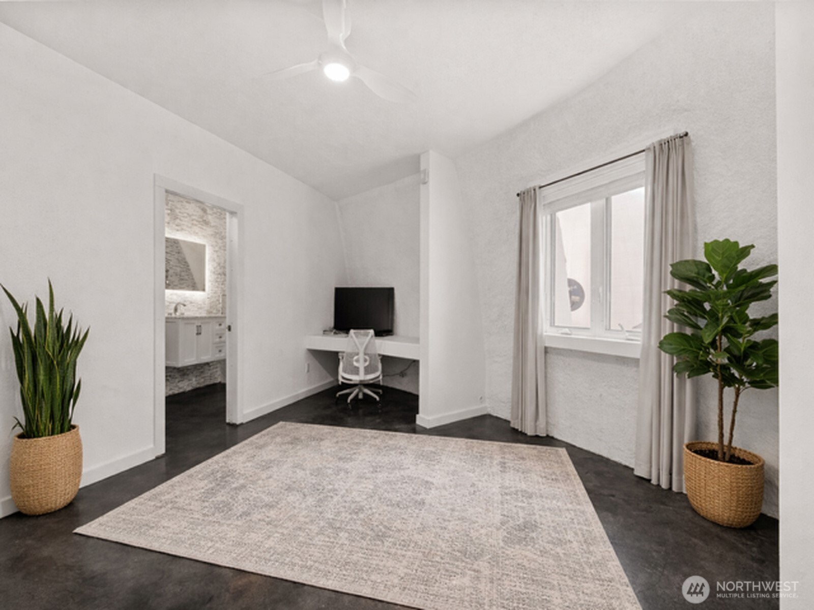 15115 Labrador Lane Rochester, WA 98579 - Photo 7 of 40