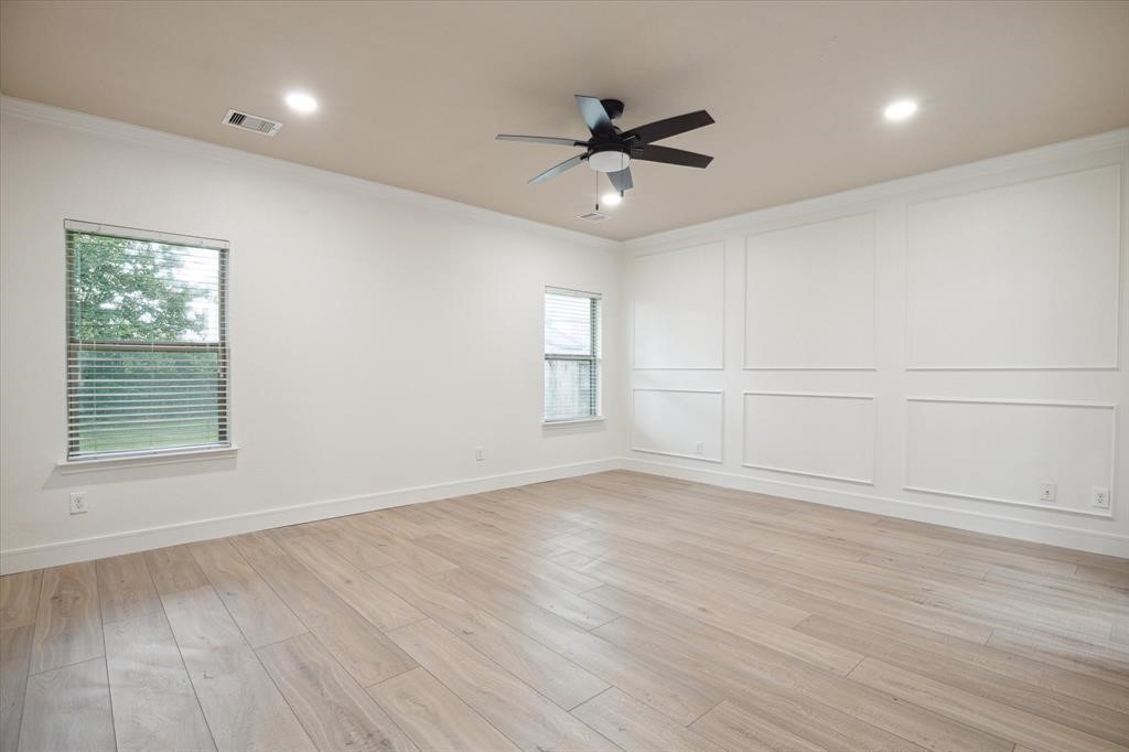2732 Rogliano Lane League City, TX 77573 - Photo 12 of 30 Primary Bedroom