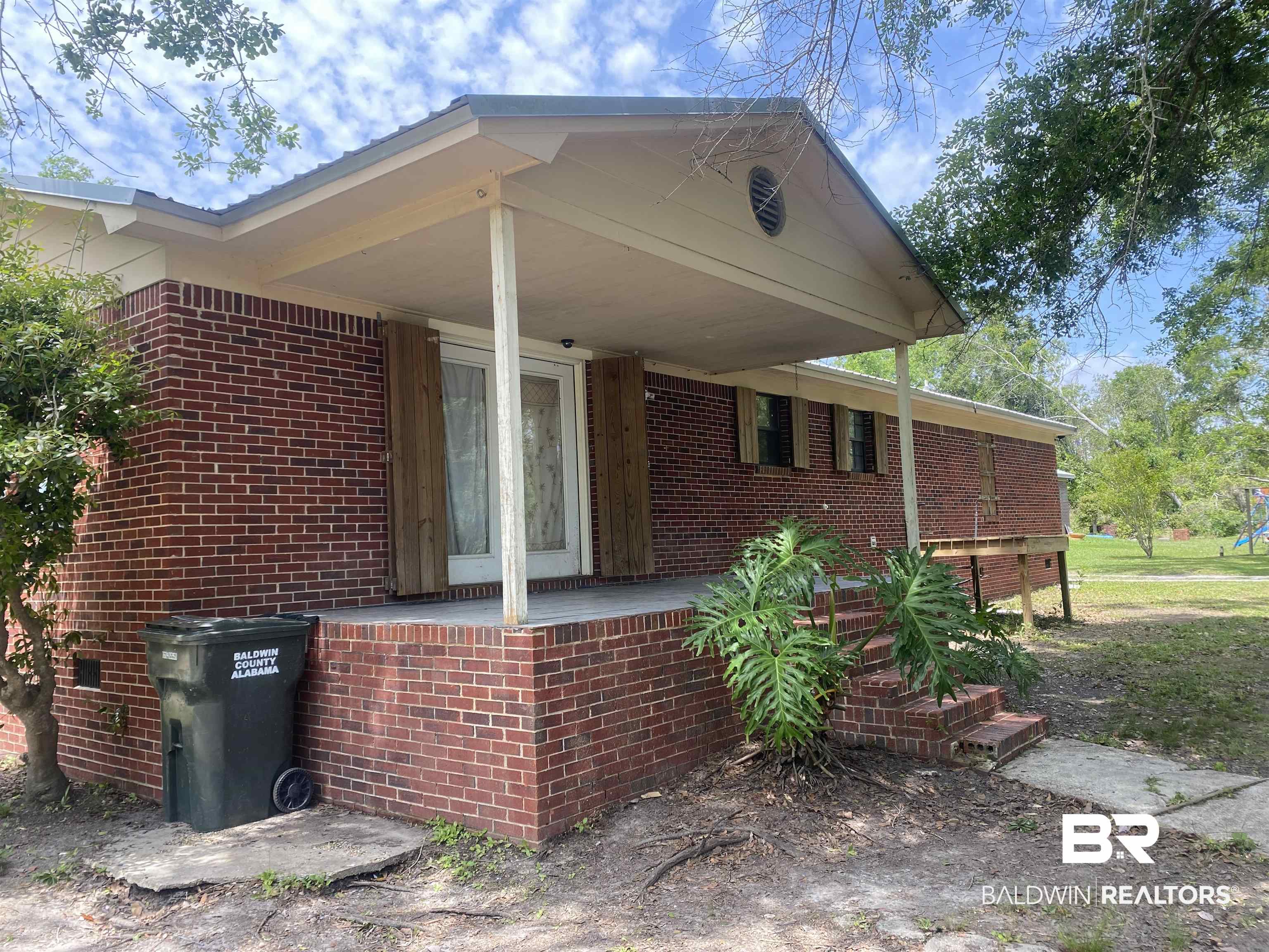 12370 Fernwood Circle Foley, AL 36535 - Photo 19 of 24 Back Porch