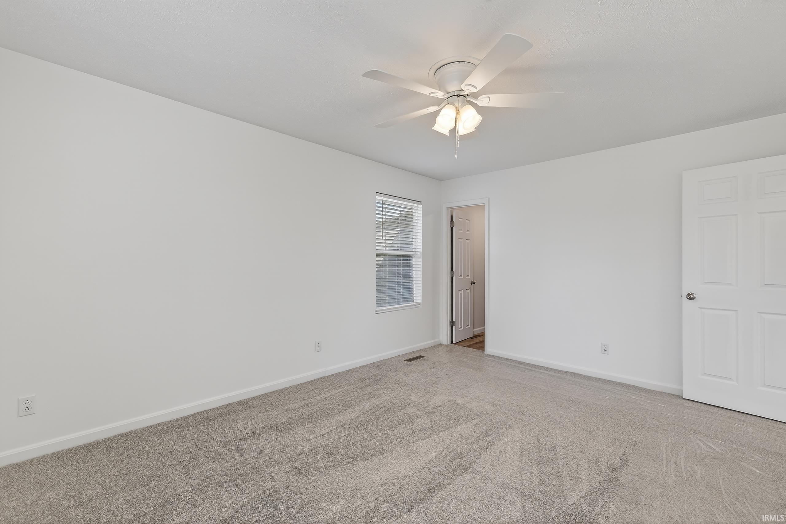 1605 Hancock Avenue Mitchell, IN 47446 - Photo 15 of 35