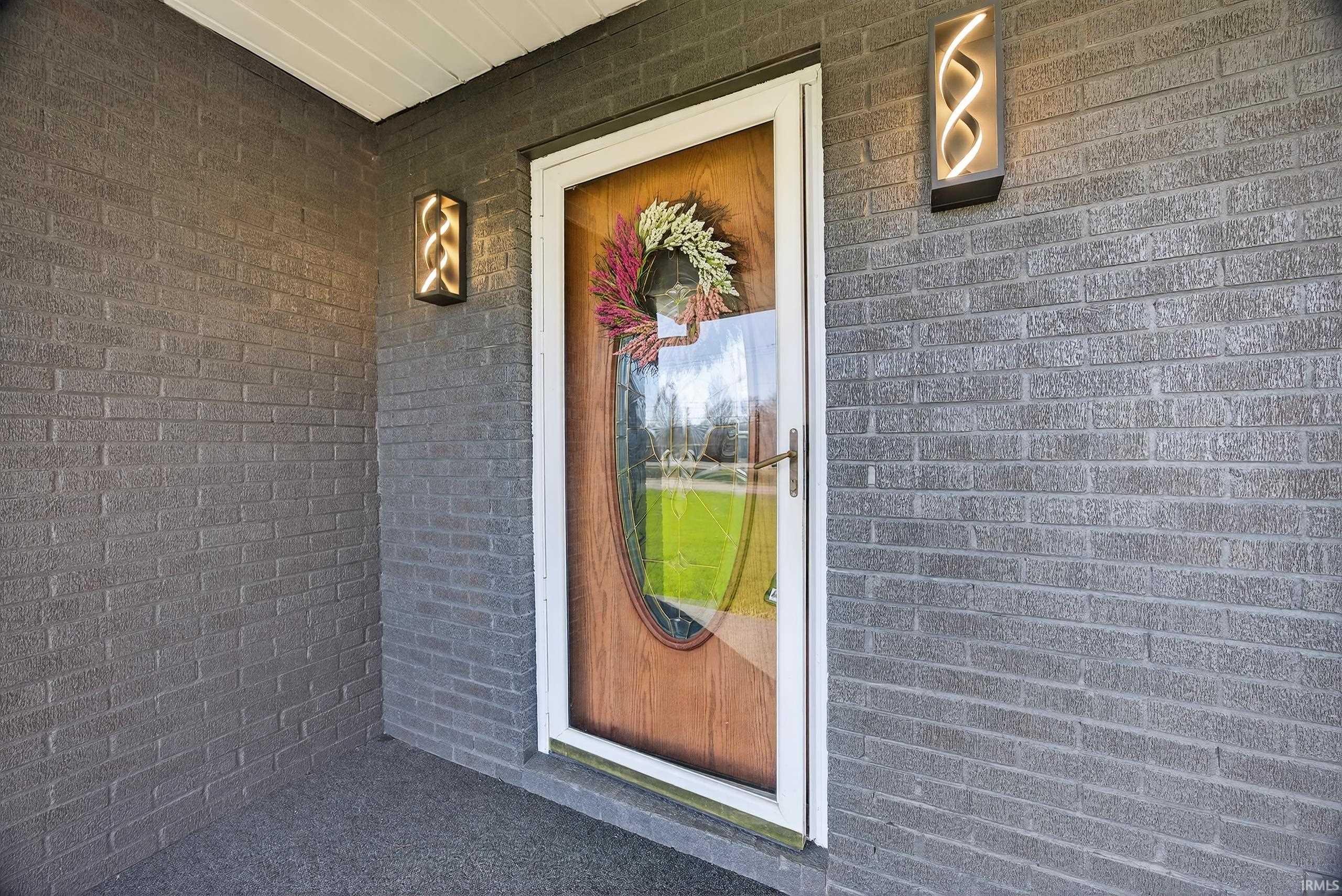 1605 Hancock Avenue Mitchell, IN 47446 - Photo 4 of 35