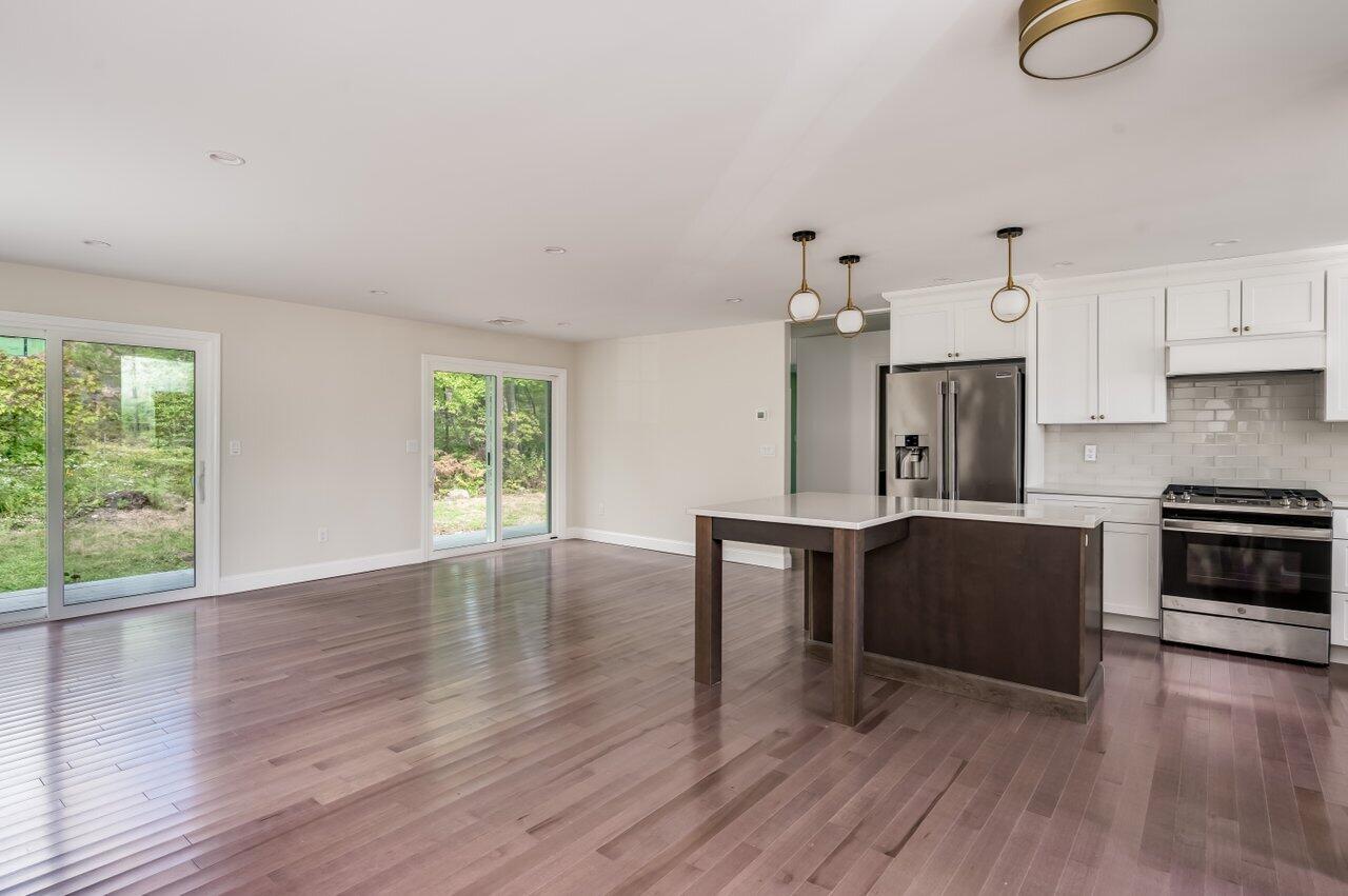 200 Shore Road Cape Neddick, ME 03902 - Photo 12 of 35 9