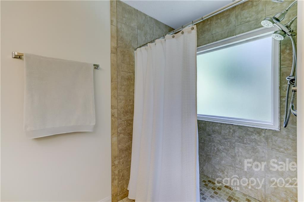 6023 Lanai Lane Tega Cay, SC 29708 - Photo 26 of 43 a view of a small space