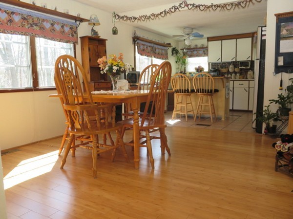 8 Sullivan Road Charlton, MA 01507 - Photo 5 of 25 Gallery Image 5
