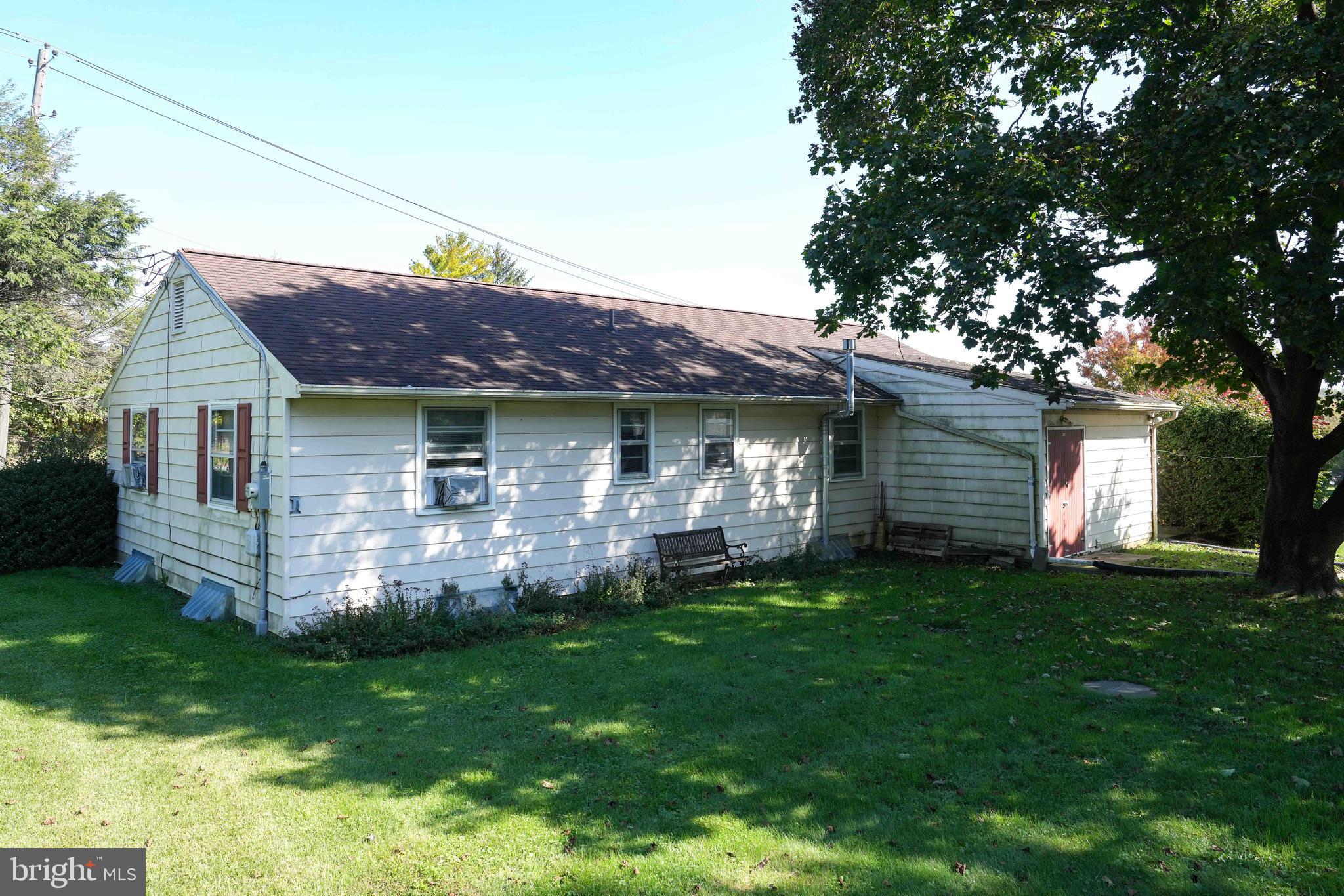 130 Highway 41 Gap, PA 17527 - Photo 7 of 26 Level lot means easy mowing