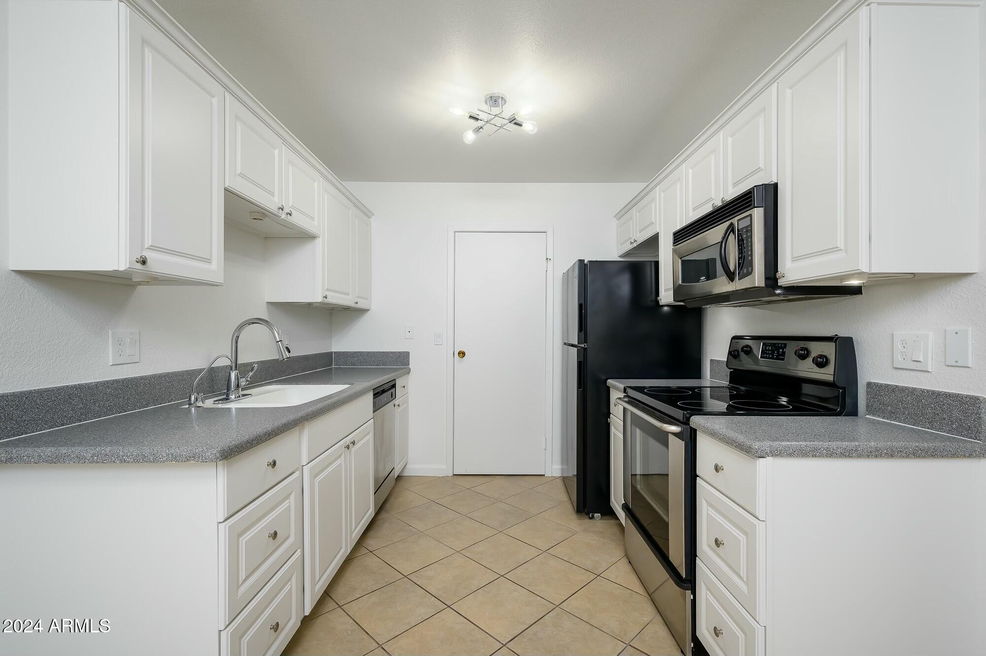 3511 East Baseline Road, Unit 1186 Phoenix, AZ 85042 - Photo 6 of 17 tempImage1jg0kX