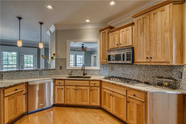 1047 Hall Cemetery Road Burns, TN 37029 - Photo 8 of 20 Custom Cabinetry & Kitchen Breakfast Bar