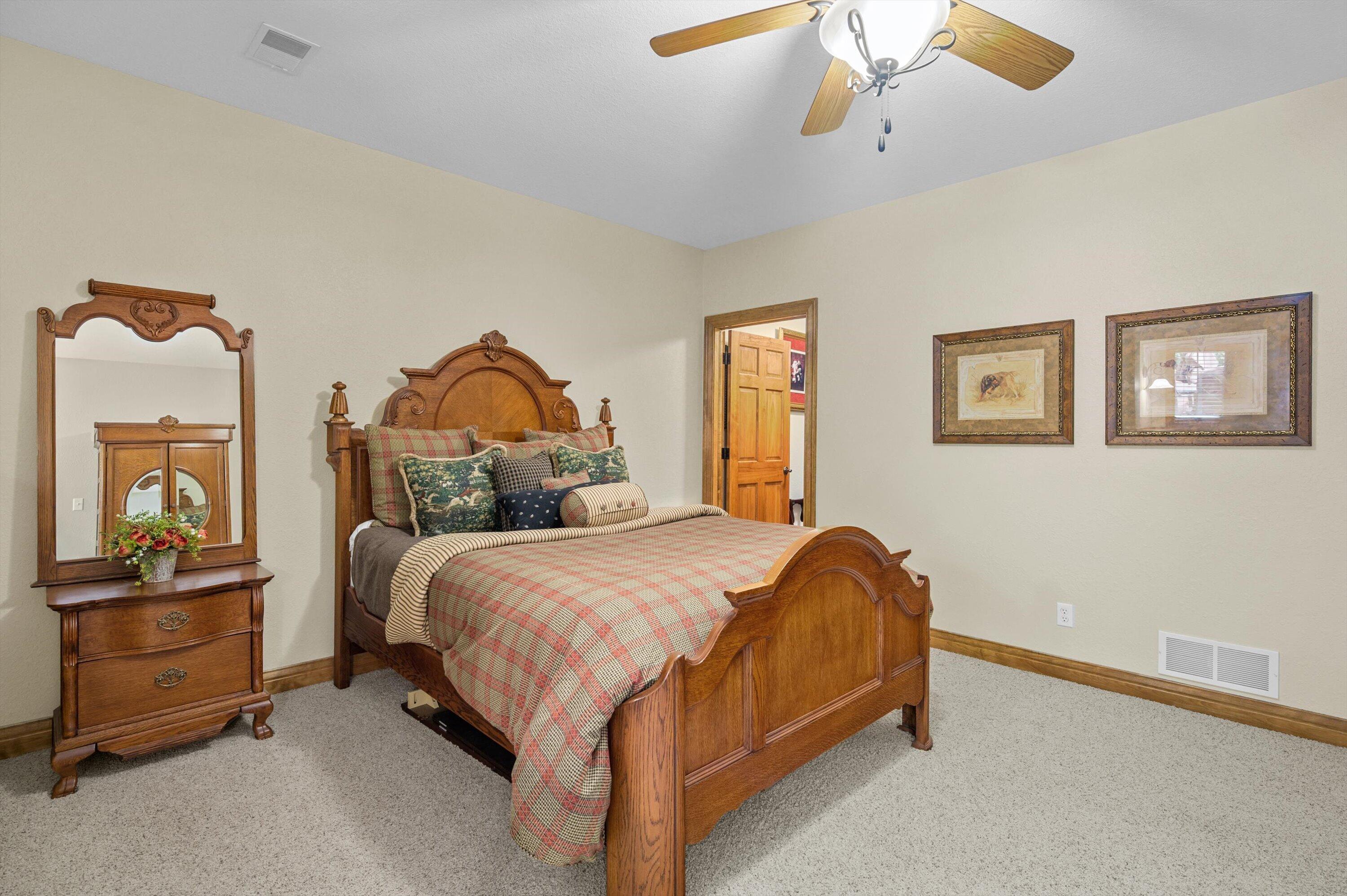 264 Steeple Pointe Circle Delafield, WI 53018 - Photo 39 of 120 Bedroom