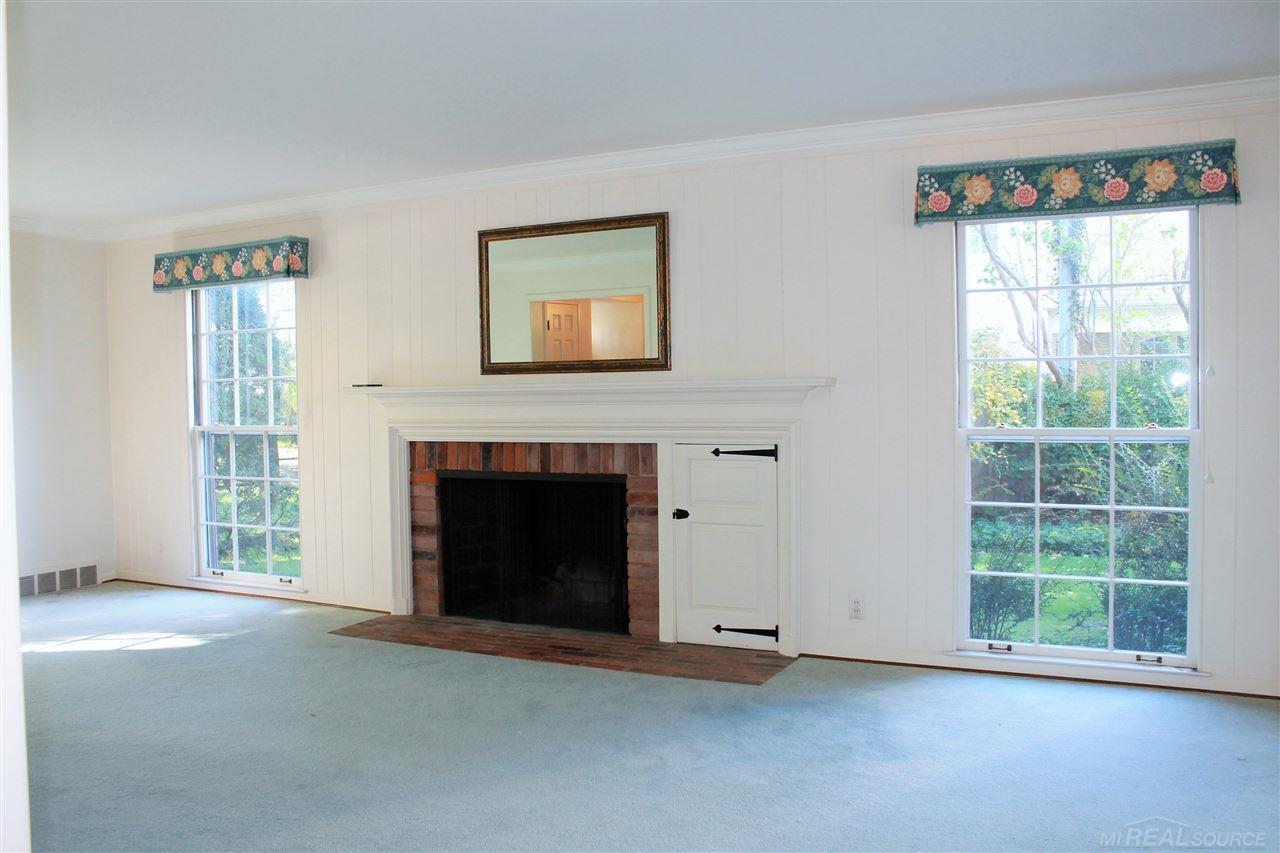350 Moross Road Grosse Pointe, MI 48236 - Photo 23 of 70 31306320-22.JPG
