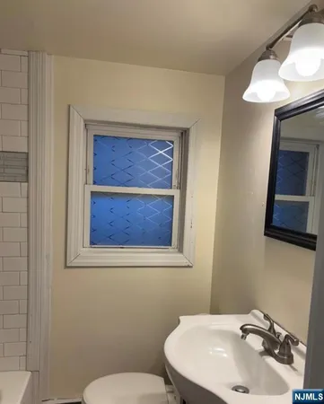 $1,800 | 162 Lincoln Place, Unit 1, Garfield, NJ 07026