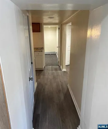 $1,800 | 162 Lincoln Place, Unit 1, Garfield, NJ 07026