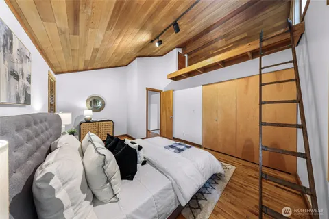 $1,298,000 | 12214 Northeast 97th Street, Kirkland, WA 98033