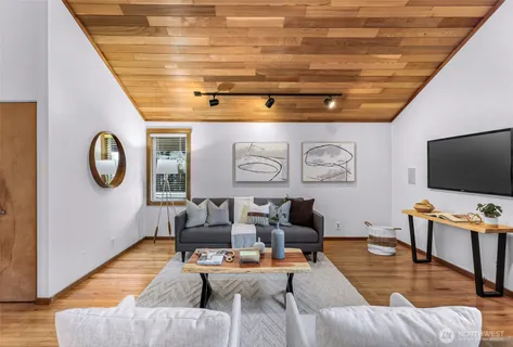 $1,298,000 | 12214 Northeast 97th Street, Kirkland, WA 98033