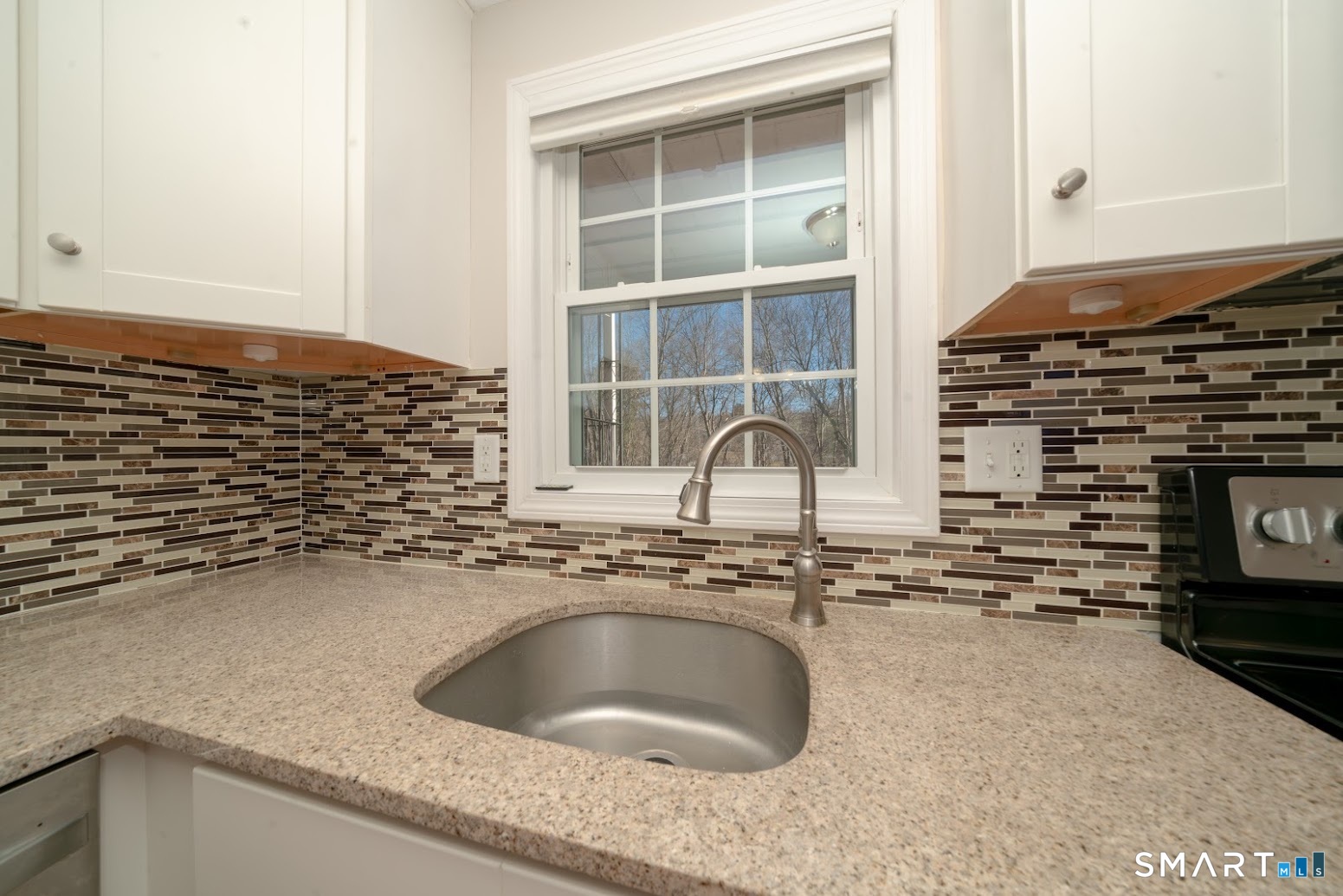 201 Regan Road, Unit 4B Vernon, CT 06066 - Photo 5 of 28 Gallery Image 5