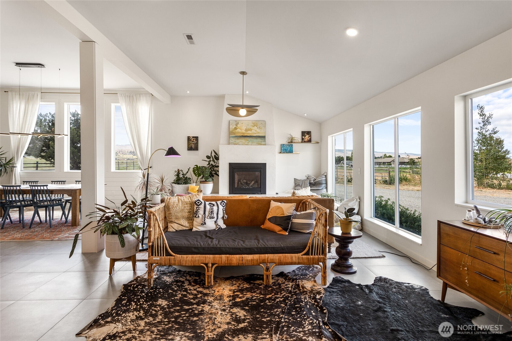 2160 Cove Road Ellensburg, WA 98926 - Photo 6 of 40 Gallery Image 6