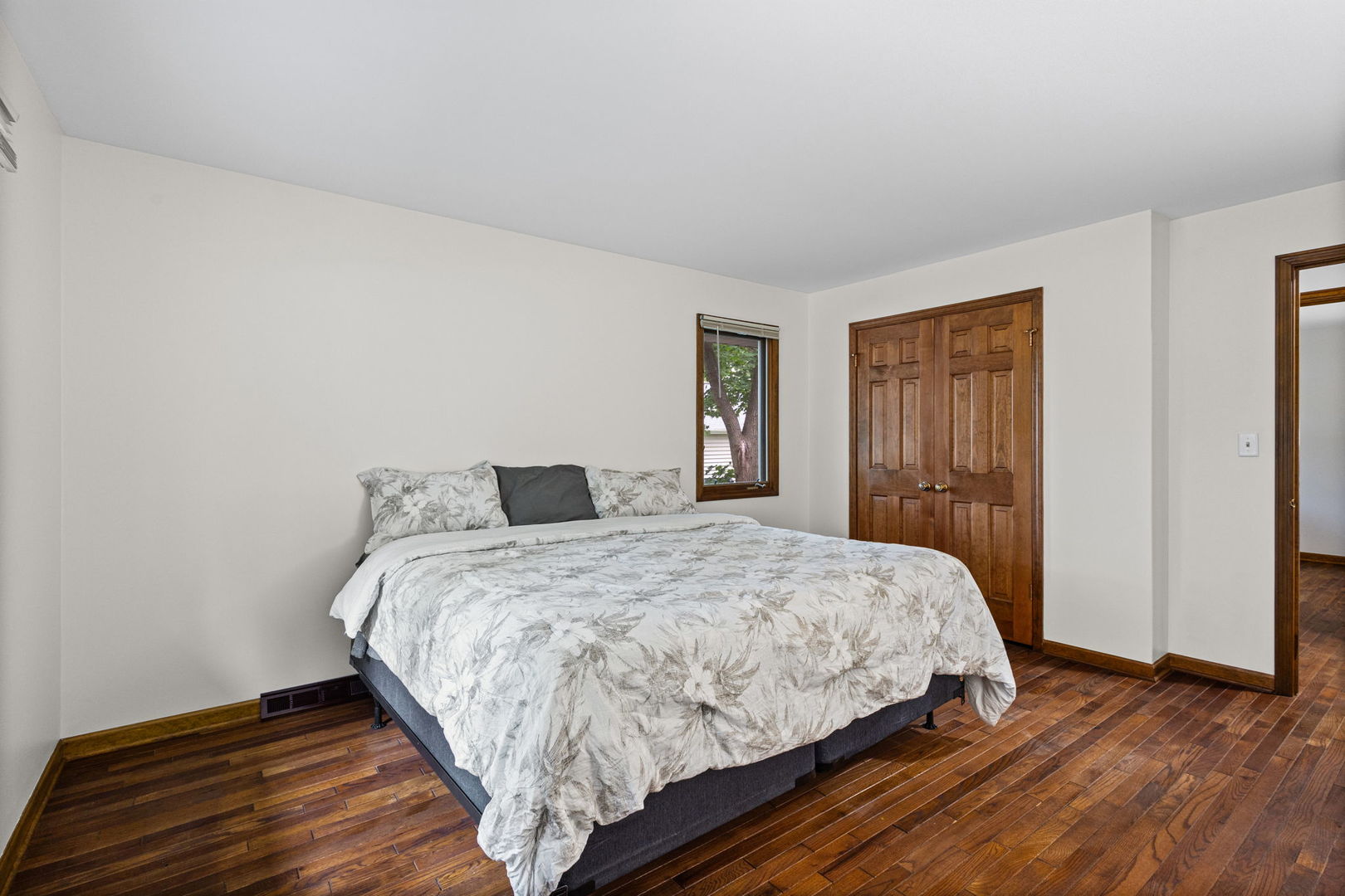 101 Carrol Gate Road Wheaton, IL 60189 - Photo 16 of 29 Gallery Image 16